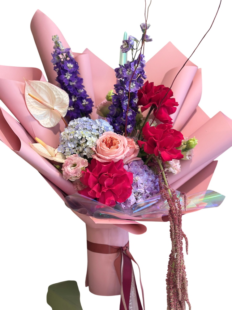 Rainbow Romance | Valentine`s Day Flowers 